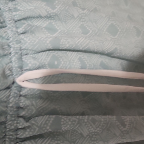 Lightweight summer dress - Picture 3 of 8